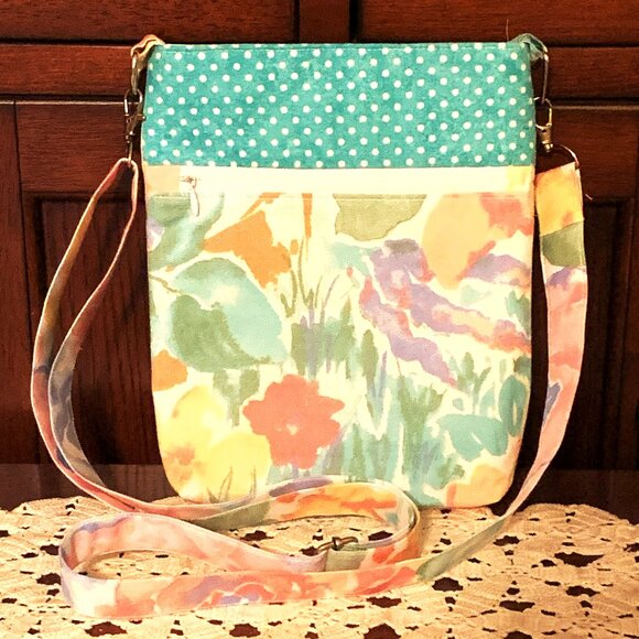 Handmade Aqua Floral Cotton Crossbody Bag with Lining and Zippered Closure - Picture 1 of 10